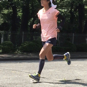 女性ランナー