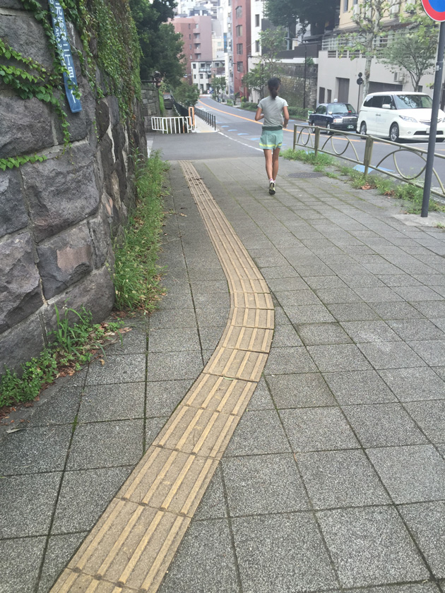 HOKA クリフトン２