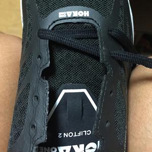 HOKA クリフトン２