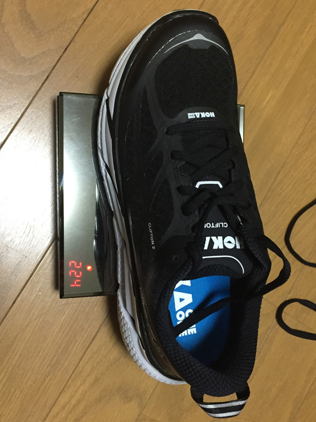 HOKA クリフトン２